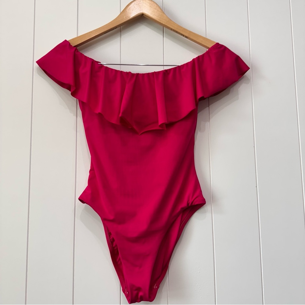 Trina Turk Off The Shoulder Ruffle One Piece Swimsuit in Sangria Pink Size 6